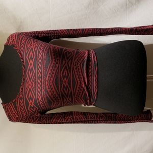 Tribal top